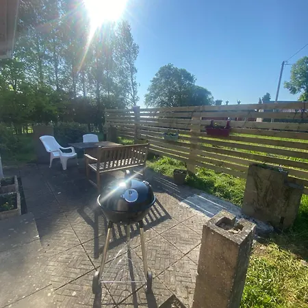 House Six Bed 4km From Centre Ferienhaus *