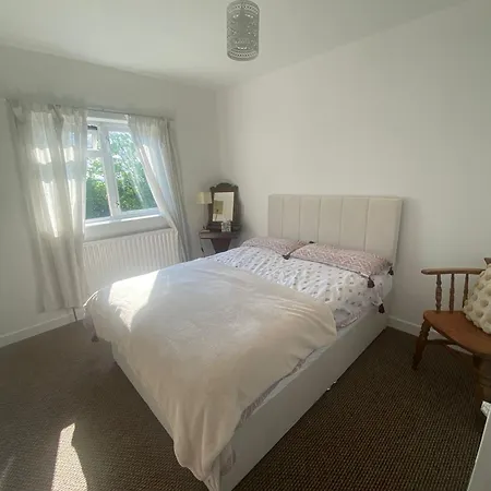 House Six Bed 4km From Centre Limerick Junction