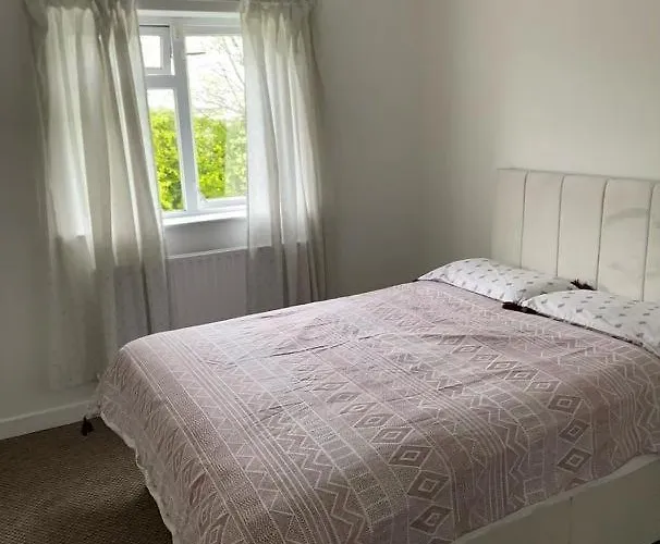 House Six Bed 4km From Centre * Limerick Junction